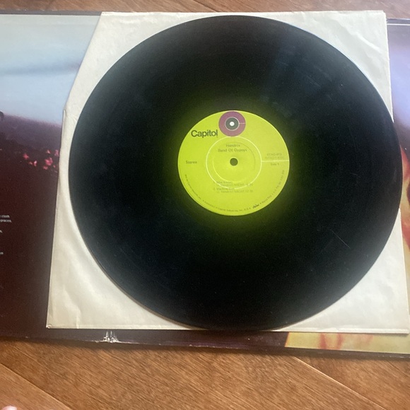 Jimi Hendrix Band of a Gypys Album 1970 - Picture 5 of 6